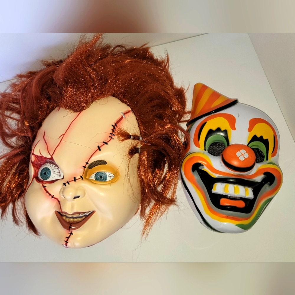 Bundle of 2 masks for Halloween